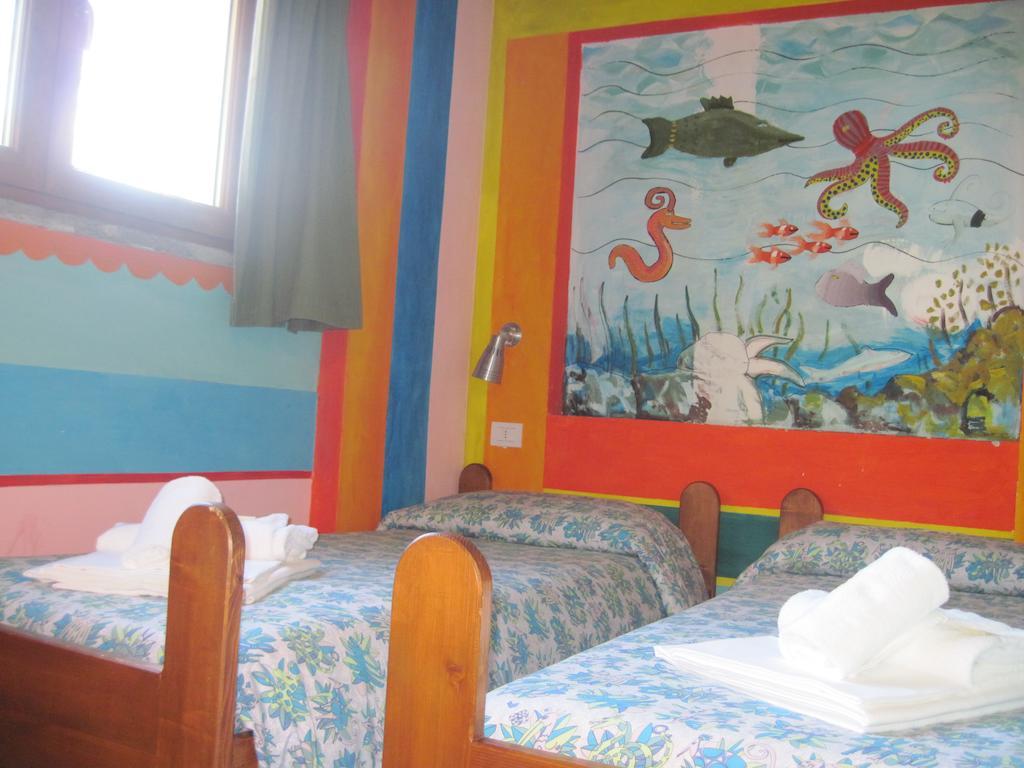 Libera Universita Di Alcatraz Morleschio Ruang foto